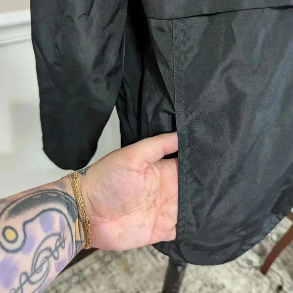 2/$10 Middle Tennessee Windbreaker - Picture 5 of 8